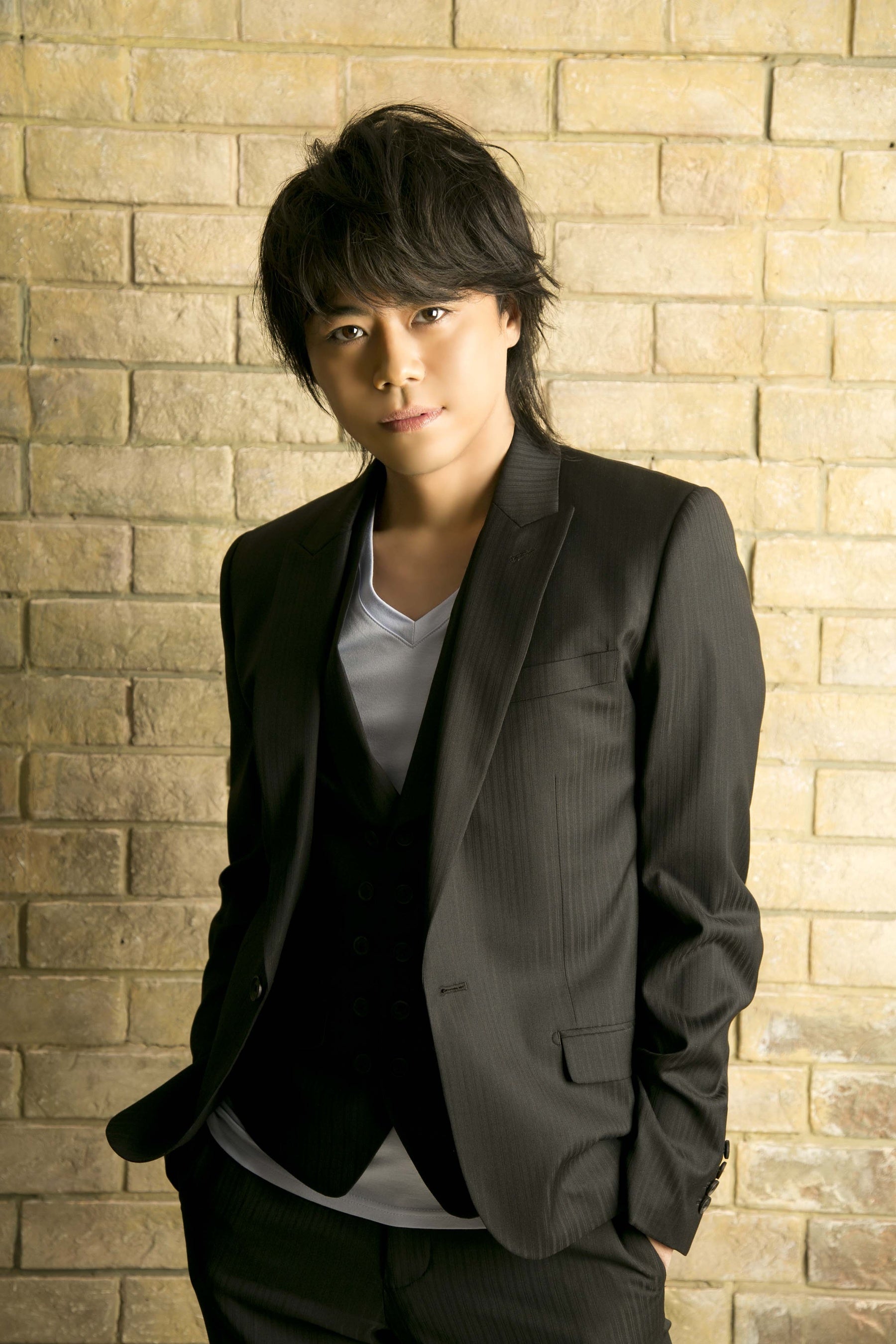 Daisuke Namikawa, intérprete de múltiplos personagens