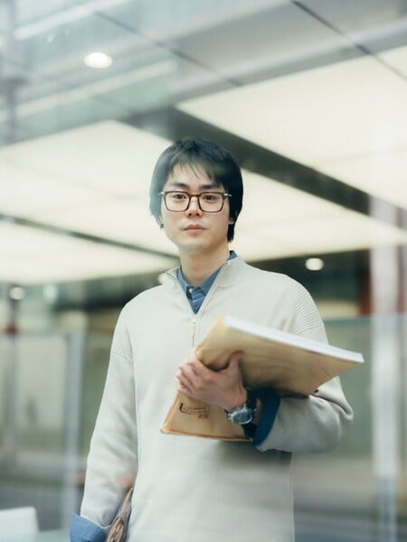 Maeda, interpretado por Masaki Suda
